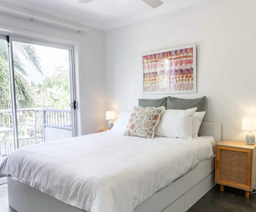 Whole property with 2 rooms for rent