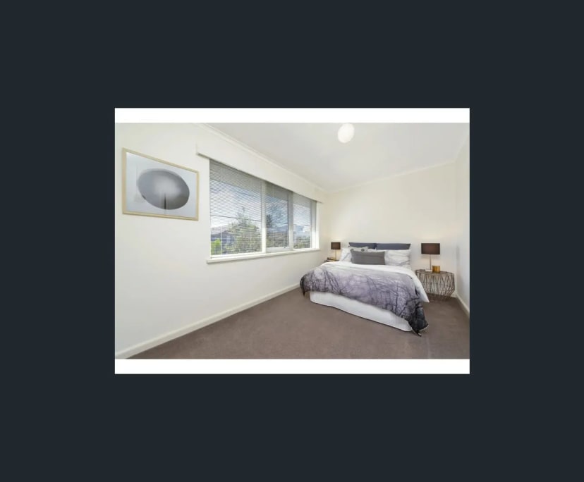 $320, 1-bed, 1 bathroom, Balaclava VIC 3183