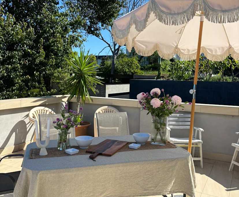 Furnished room in a flatshare