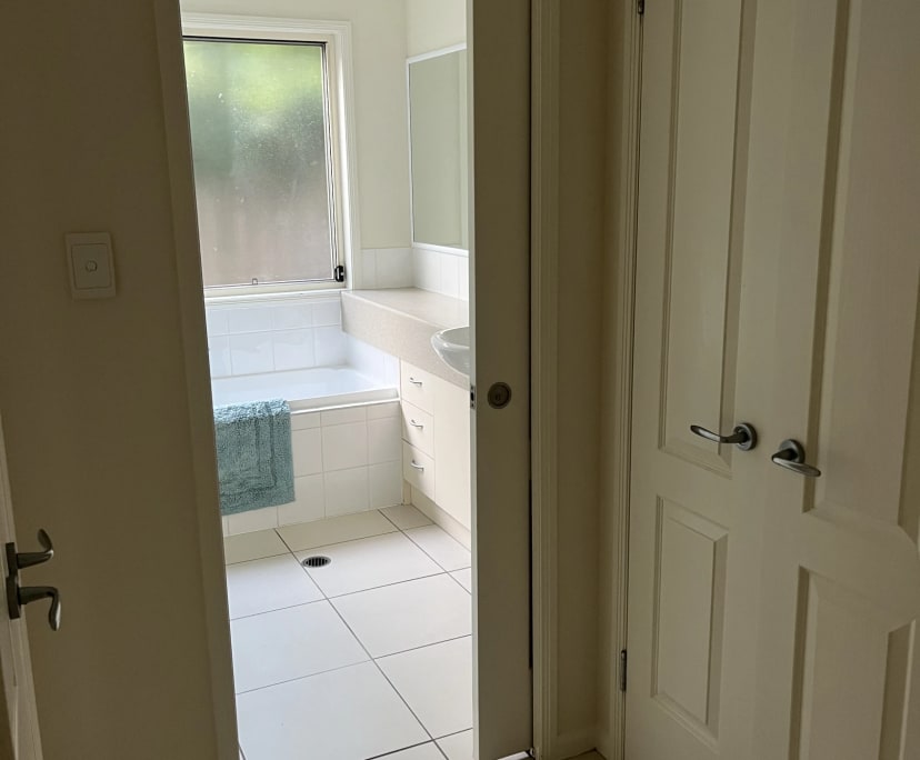 Room for Rent in Peregian Springs, Sunshine Coast