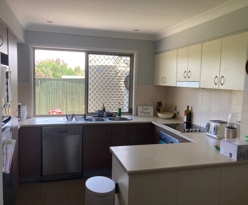 Room for Rent in Richlands, Brisbane 280, Flexibl...
