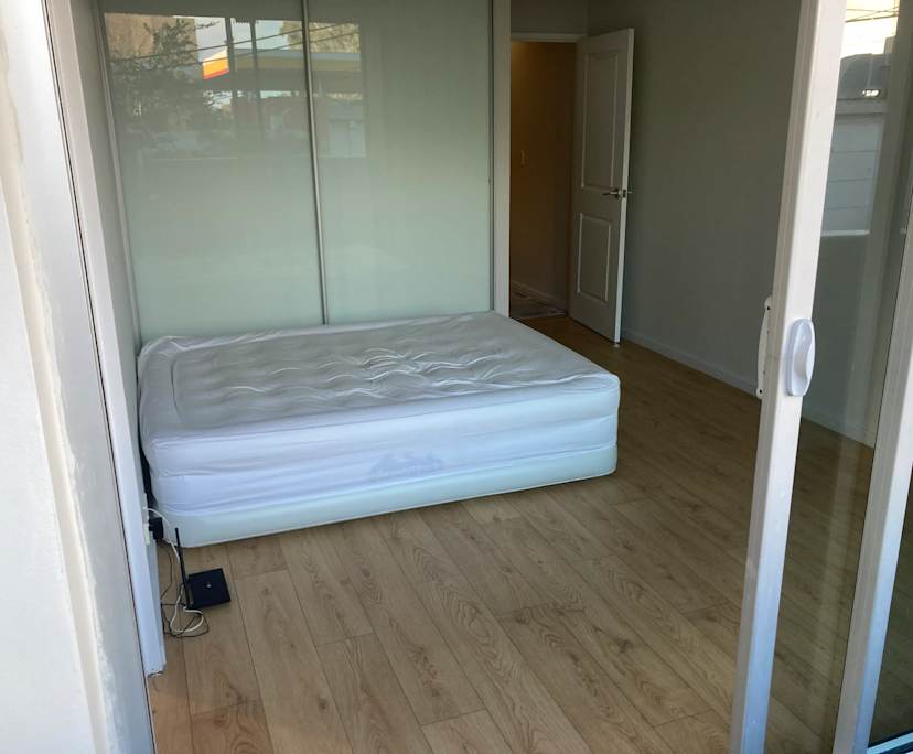 Unfurnished room with ensuite in a flatshare