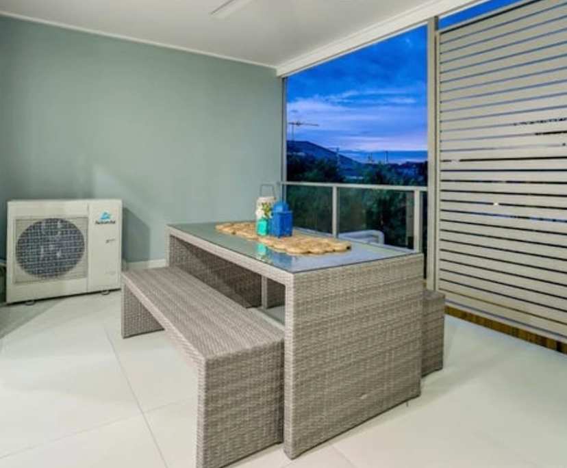 Unfurnished room with ensuite in a flatshare
