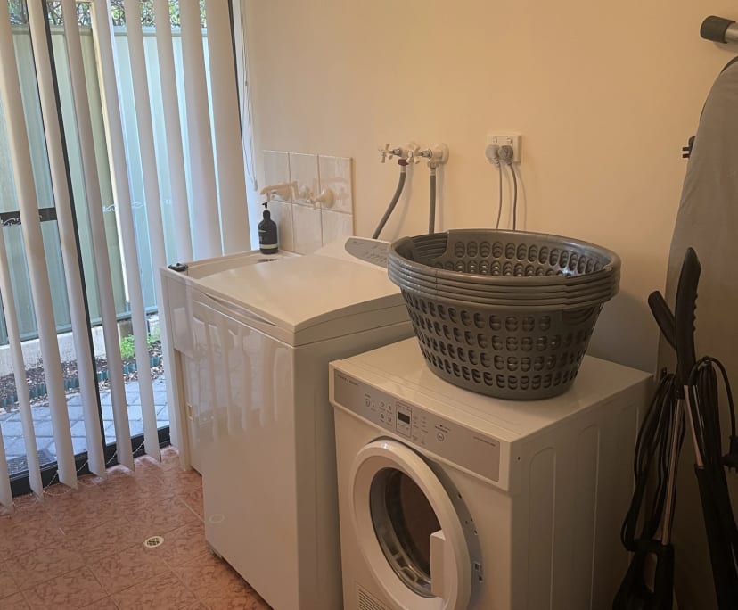 $450, Share-house, 3 bathrooms, Cannington WA 6107