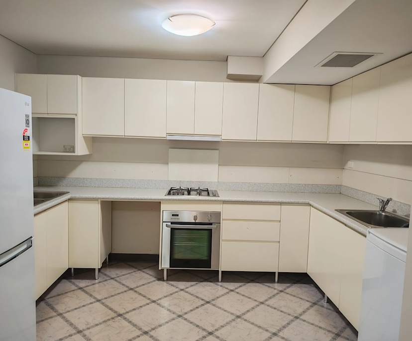 $450, Flatshare, 2 bathrooms, Rodd Point NSW 2046