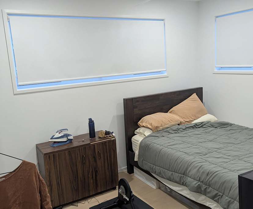 Unfurnished room with own bathroom
