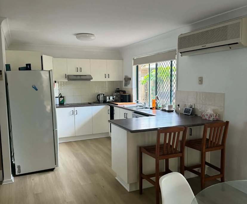 $350, Share-house, 3 bathrooms, Varsity Lakes QLD 4227