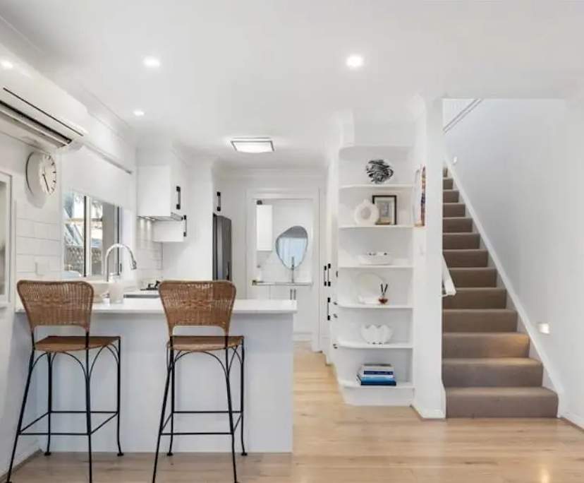 Room in a share house