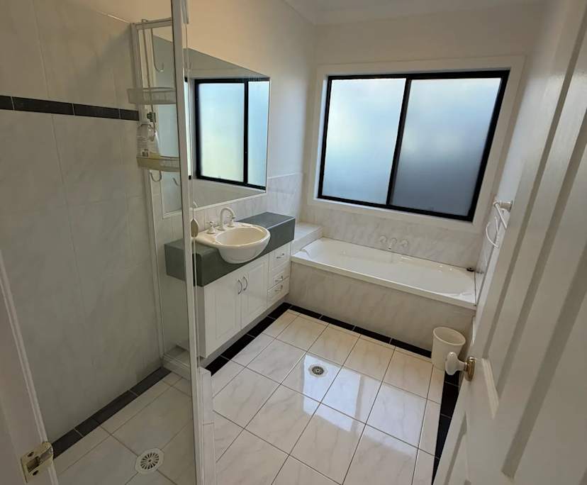 Furnished room with own bathroom
