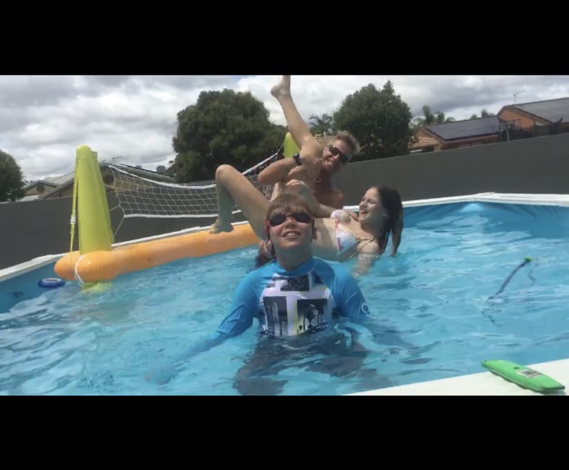 $300, Student-accommodation, 4 bathrooms, Varsity Lakes QLD 4227