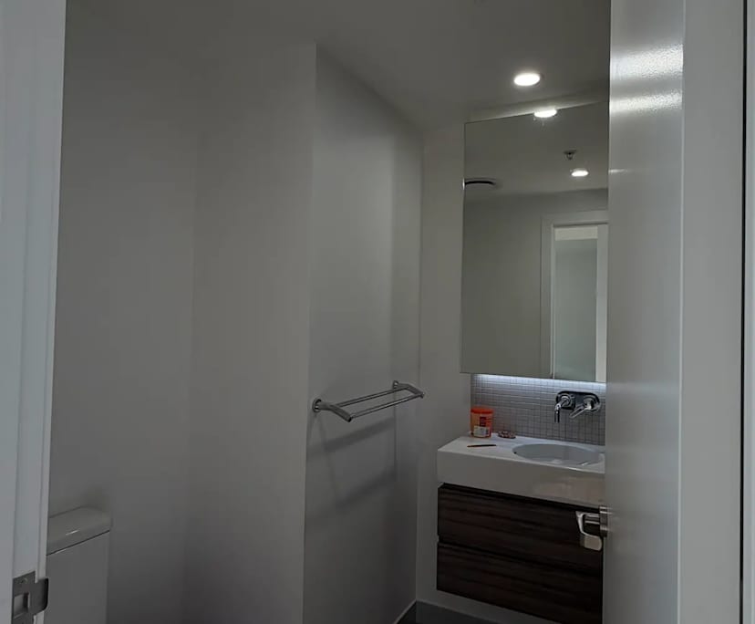 Furnished room with own bathroom