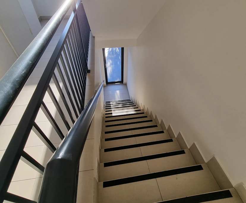 $630, 1-bed, 1 bathroom, Toongabbie NSW 2146