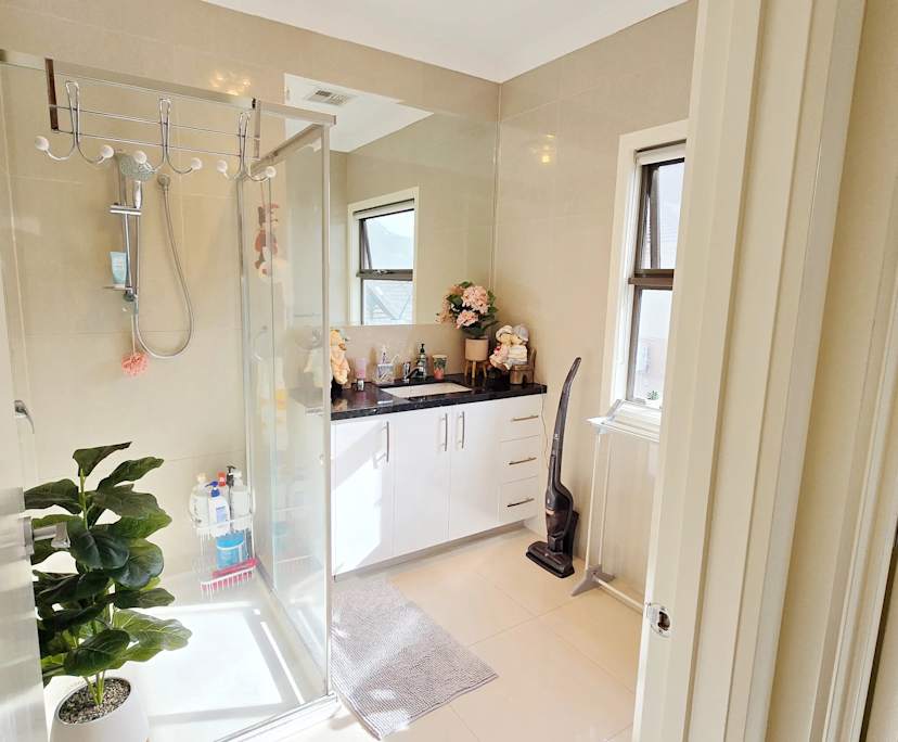 $350, Share-house, 4 bathrooms, Glen Waverley VIC 3150