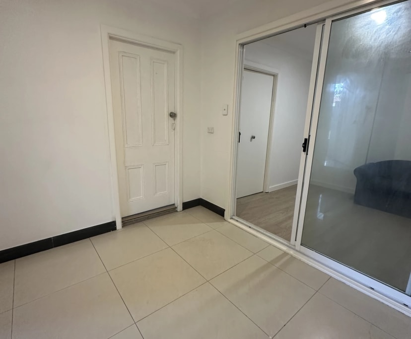 Unfurnished room in a share house