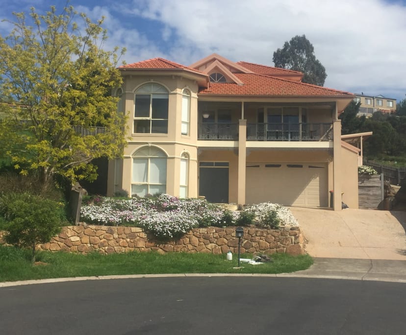 $300, Share-house, 5 bathrooms, Gowanbrae VIC 3043
