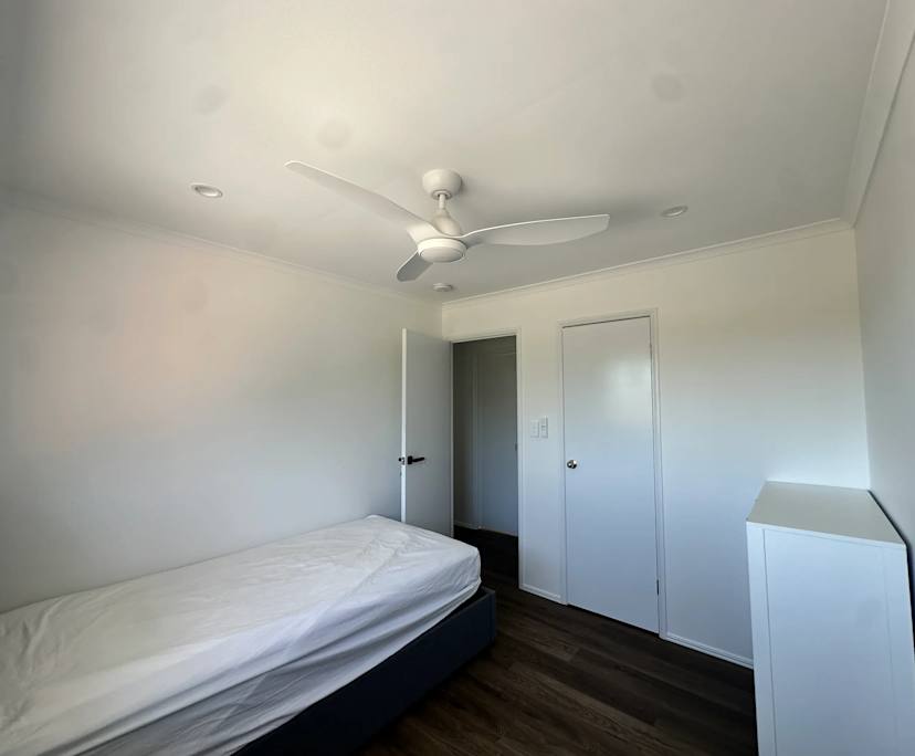 $320, Share-house, 5 bathrooms, Eight Mile Plains QLD 4113