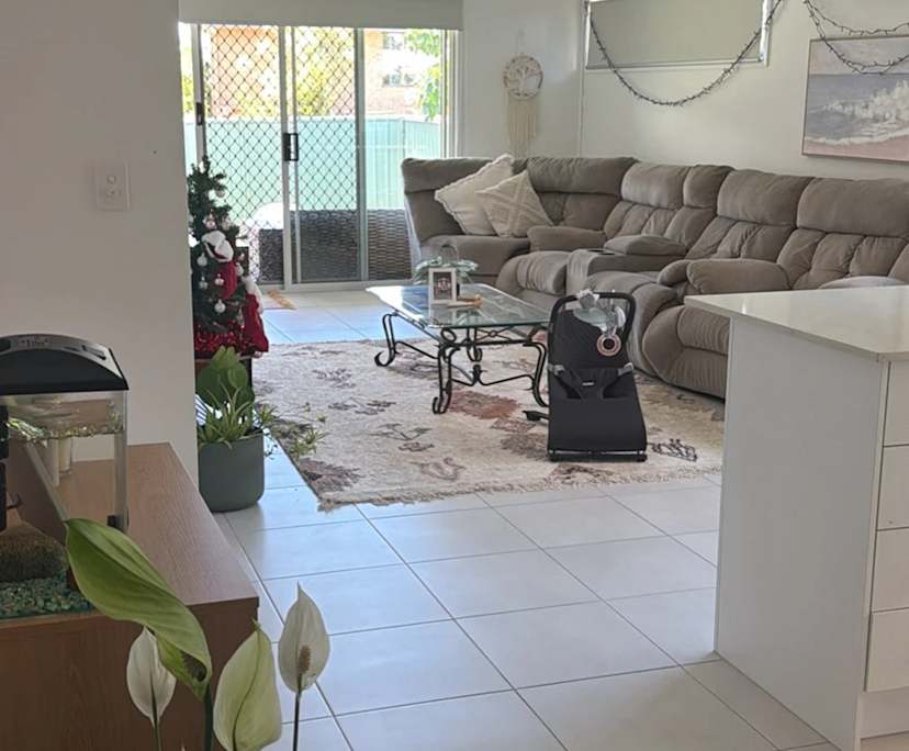 $350, Share-house, 5 bathrooms, Cleveland QLD 4163
