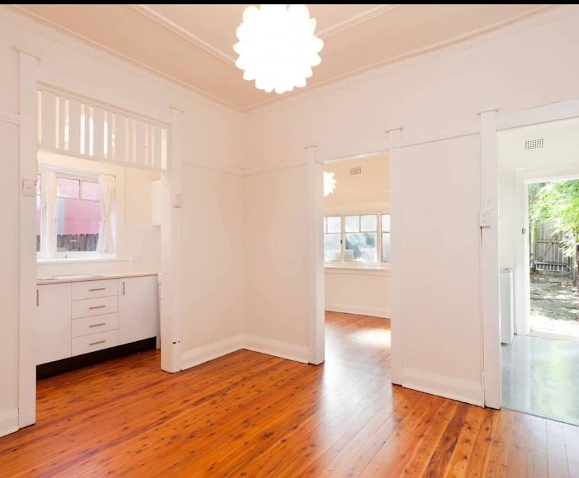 Unfurnished room in a flatshare