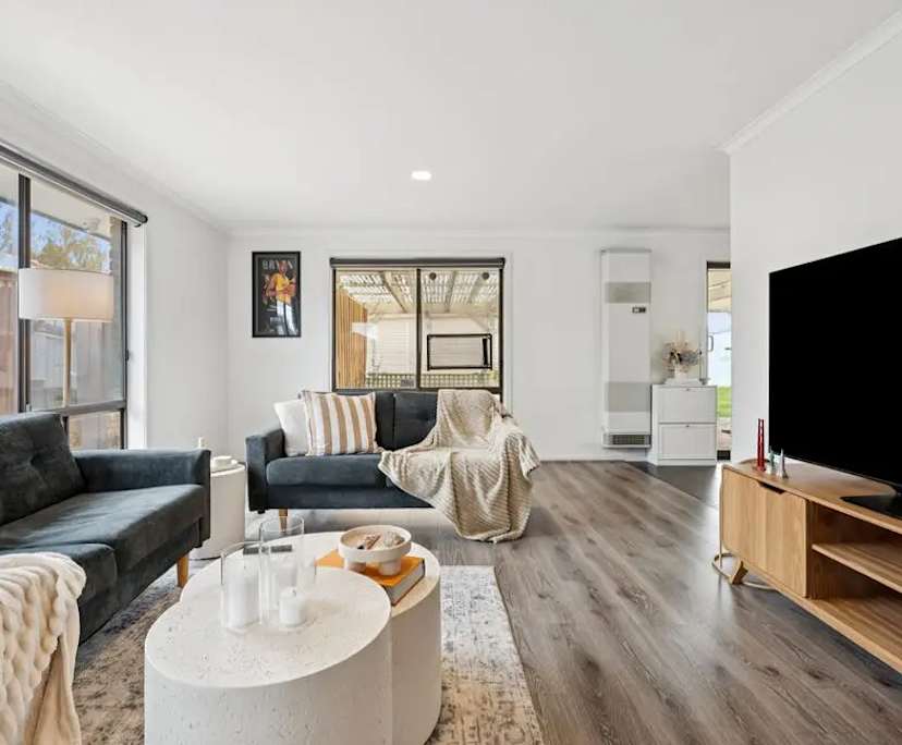 Unfurnished room in a share house