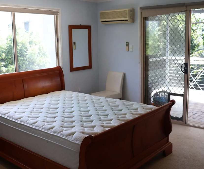 $575, Share-house, 3 bathrooms, Palm Beach QLD 4221