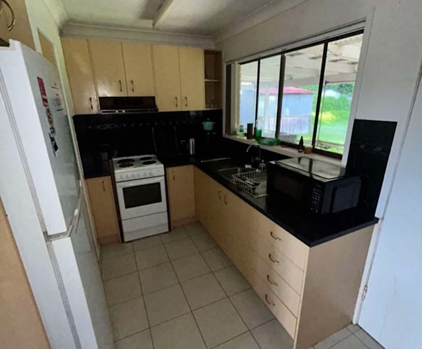 Unfurnished room in a share house