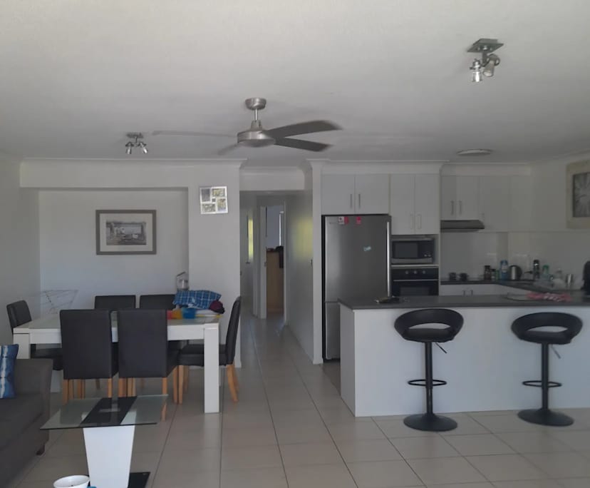 $400, Student-accommodation, 2 bathrooms, Runaway Bay QLD 4216