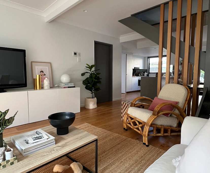 $350, Share-house, 2 bathrooms, Newmarket QLD 4051