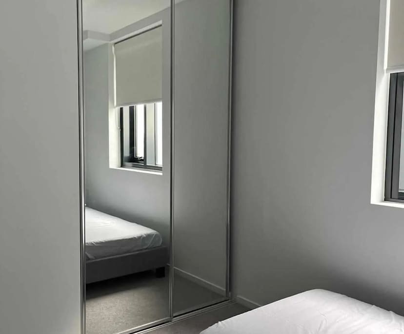 Furnished room in a flatshare