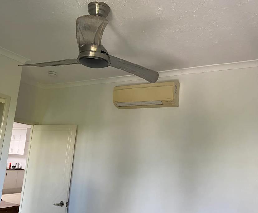 $300, Flatshare, 3 bathrooms, Cairns City QLD 4870