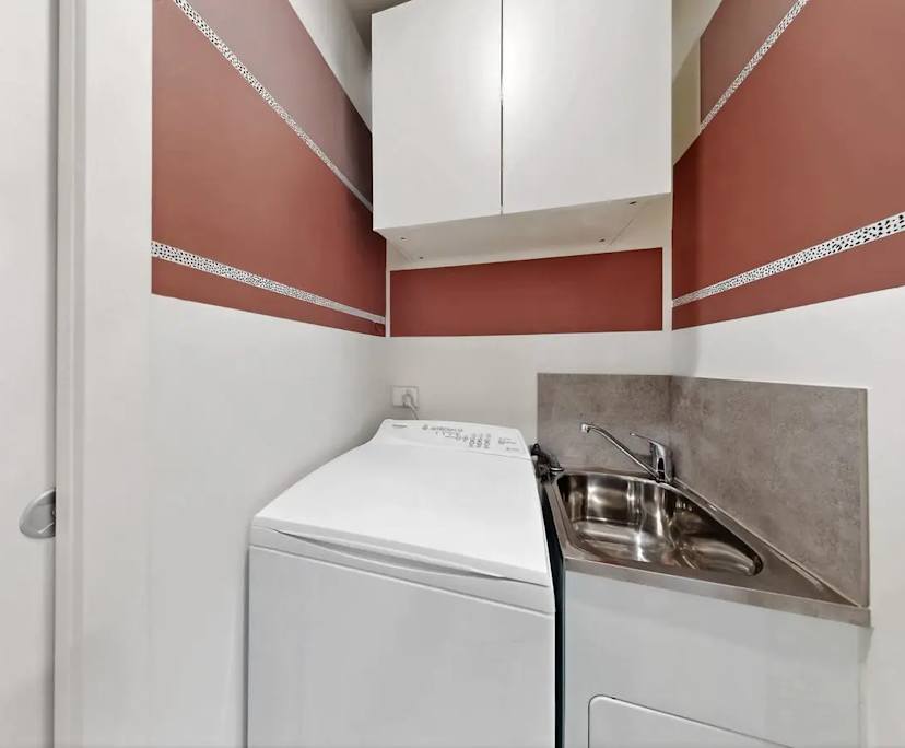 $380, Flatshare, 2 bathrooms, Moonee Ponds VIC 3039