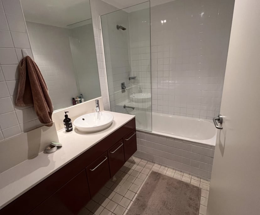 $330, Flatshare, 2 bathrooms, Erskineville NSW 2043