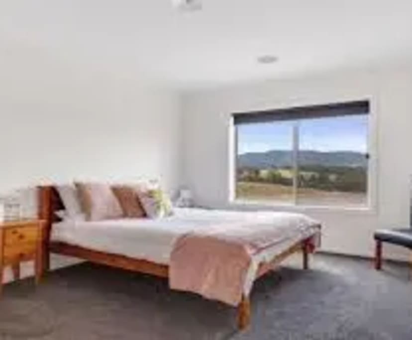 $255, Share-house, 4 bathrooms, Broadford VIC 3658