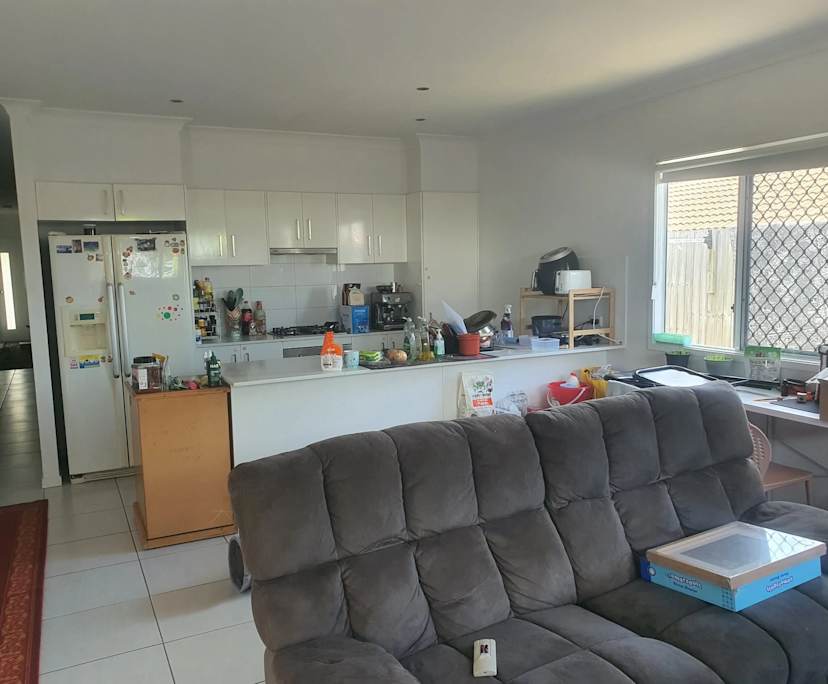 $250, Share-house, 4 bathrooms, Park Ridge QLD 4125
