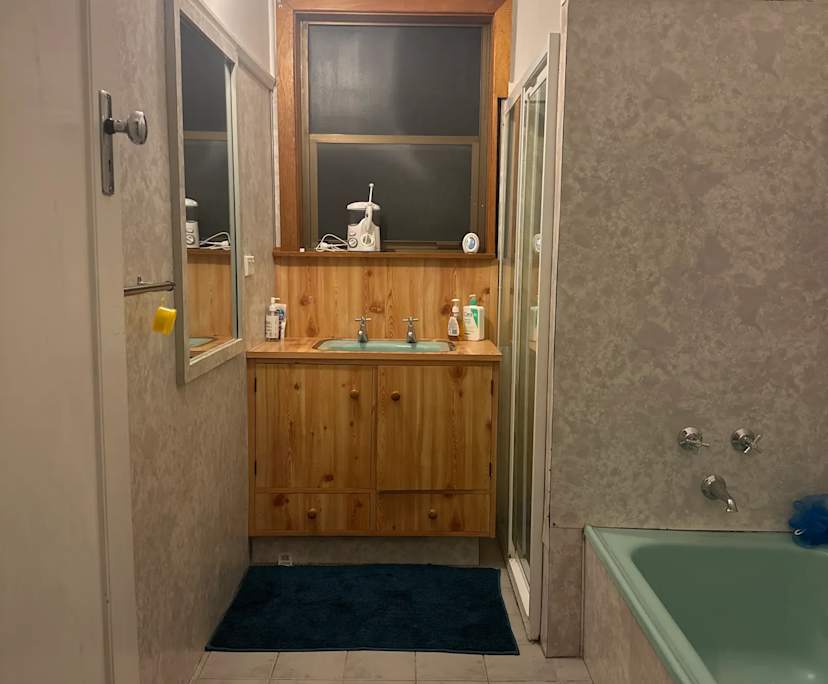 Unfurnished room in a share house