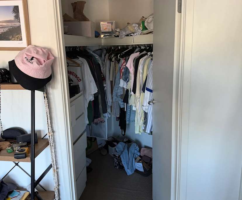 Unfurnished room with own bathroom