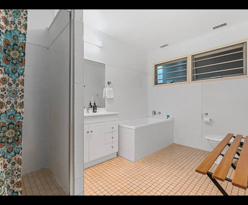 $340, Share-house, 3 bathrooms, Peregian Beach QLD 4573