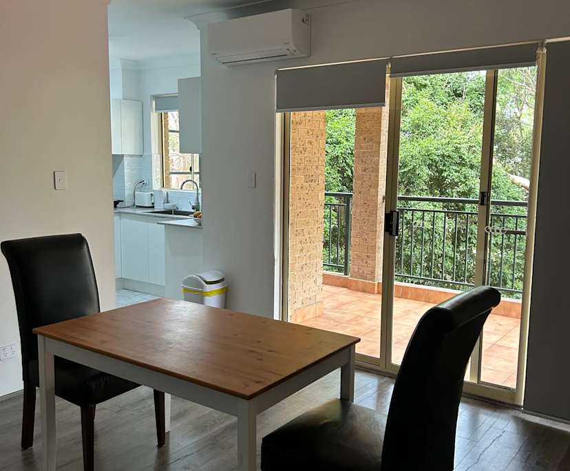 $300, Flatshare, 2 bathrooms, Gymea NSW 2227