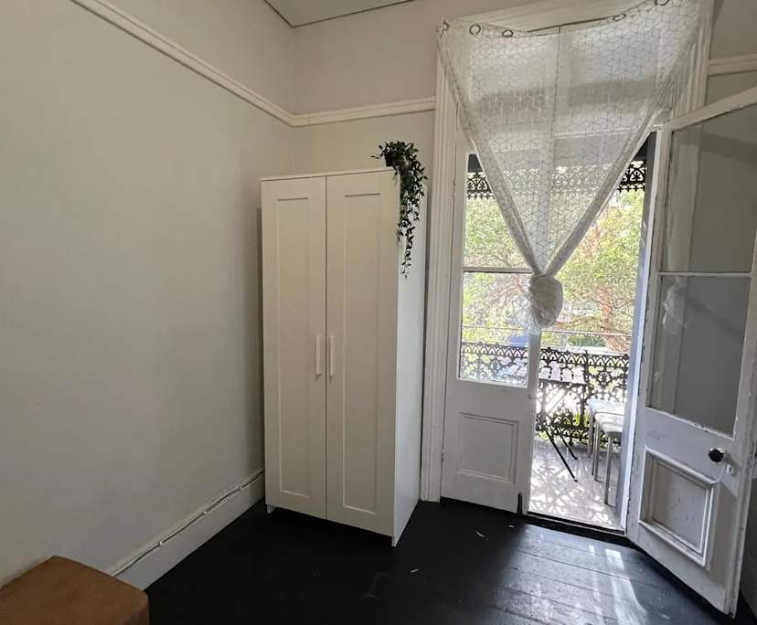 $345, Flatshare, 6 bathrooms, Darlinghurst NSW 2010
