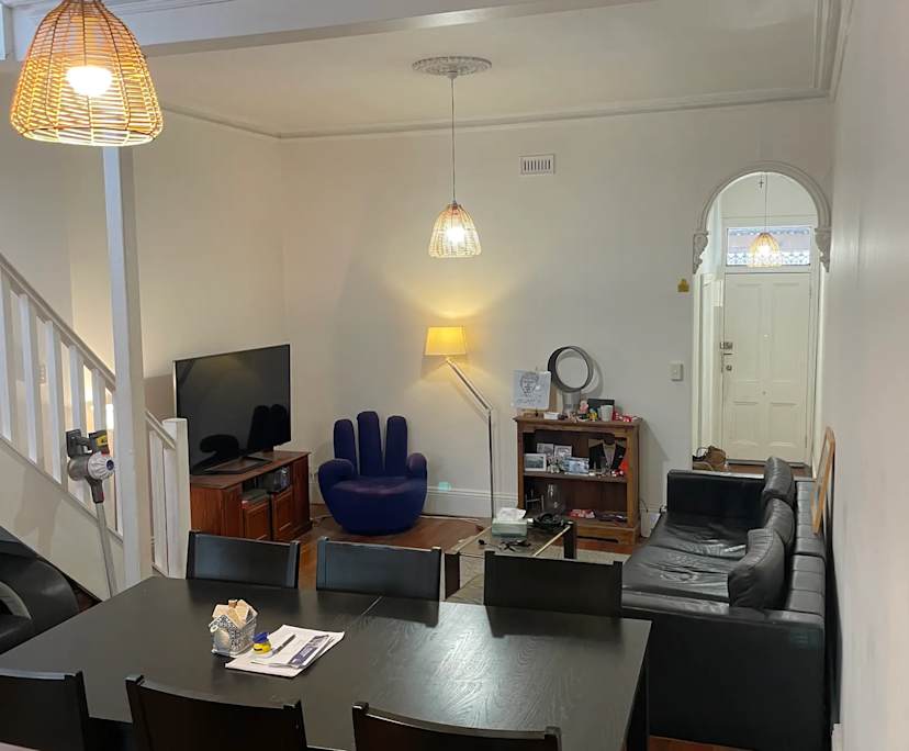 Room in a share house