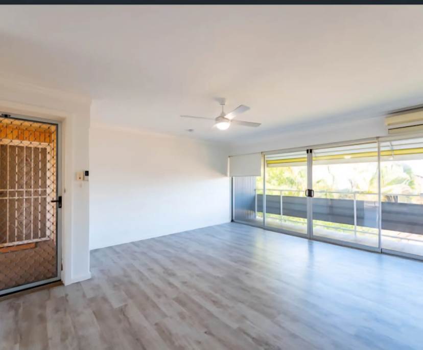 Whole property with 2 rooms for rent