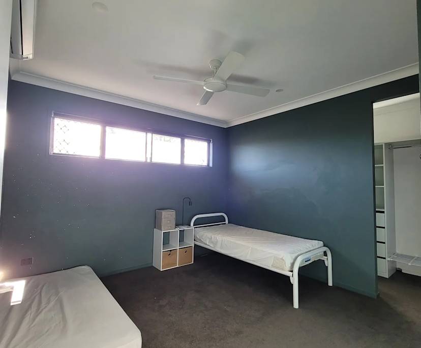 $200, Share-house, 3 bathrooms, Burdell QLD 4818