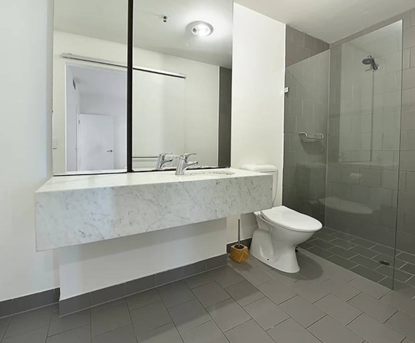 $899, Whole-property, 2 bathrooms, Melbourne VIC 3000