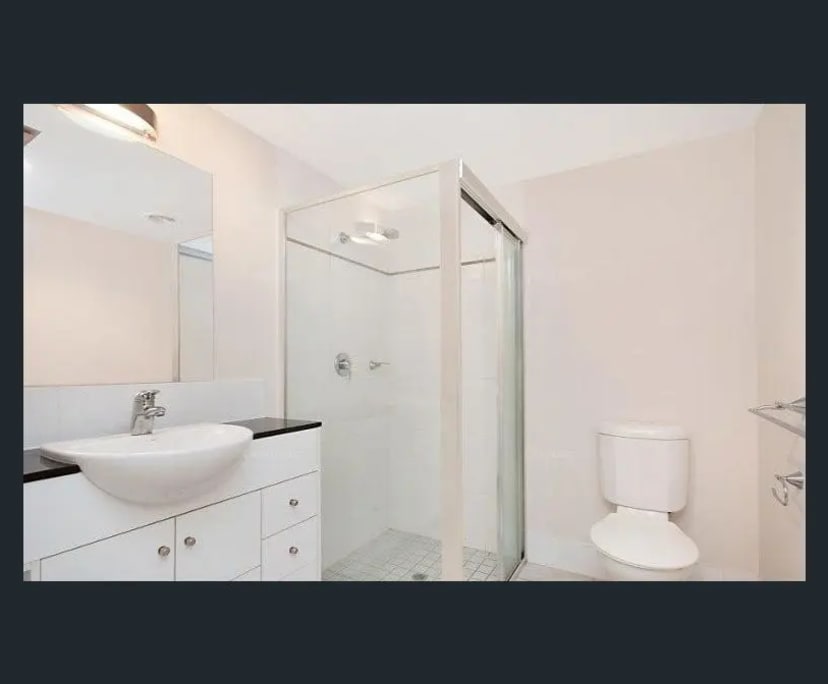 Room for Rent in Cairns City, Cairns 225, Furnish...