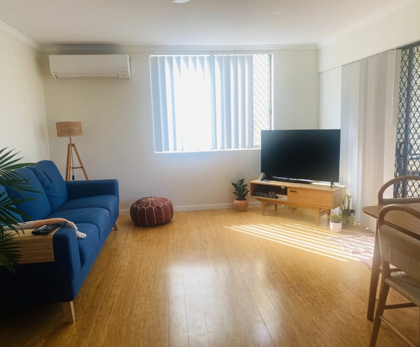 Furnished room in a flatshare