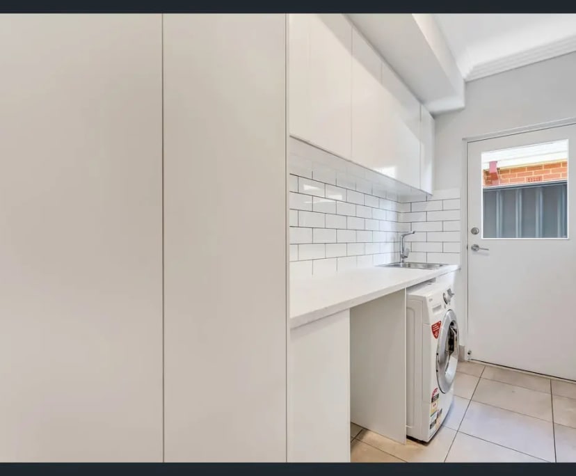 Room for Rent in Campbelltown, Adelaide 225, Unfu...