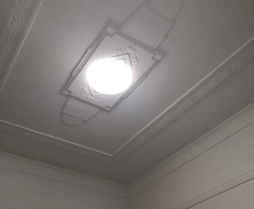 Unfurnished room in a flatshare