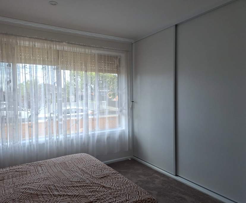 $265, Share-house, 3 bathrooms, Saint Albans VIC 3021