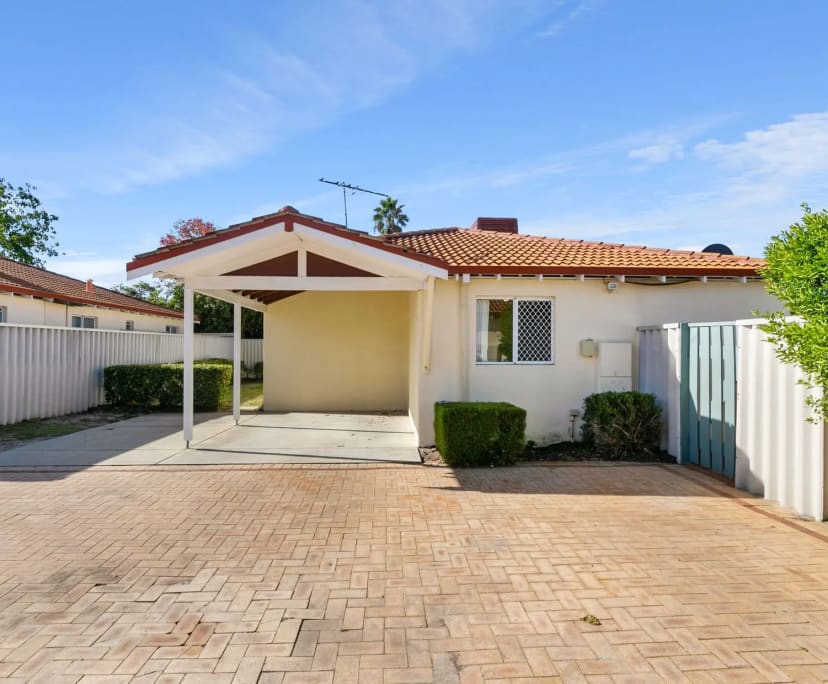 Unfurnished room with own bathroom