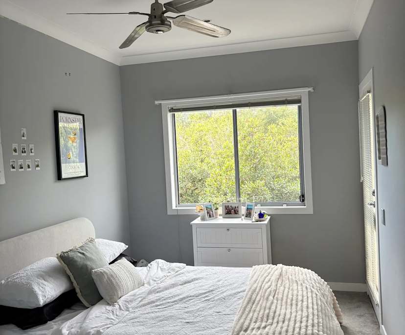 Unfurnished room in a share house