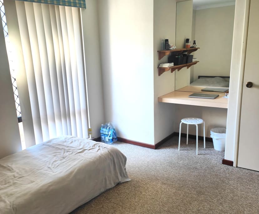 Furnished room in a share house